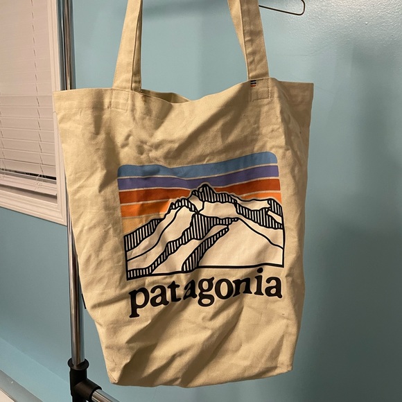 Patagonia Handbags - Patagonia Tote Bag- canvas - Bought at Yale Shop in New Haven CT Great bag!